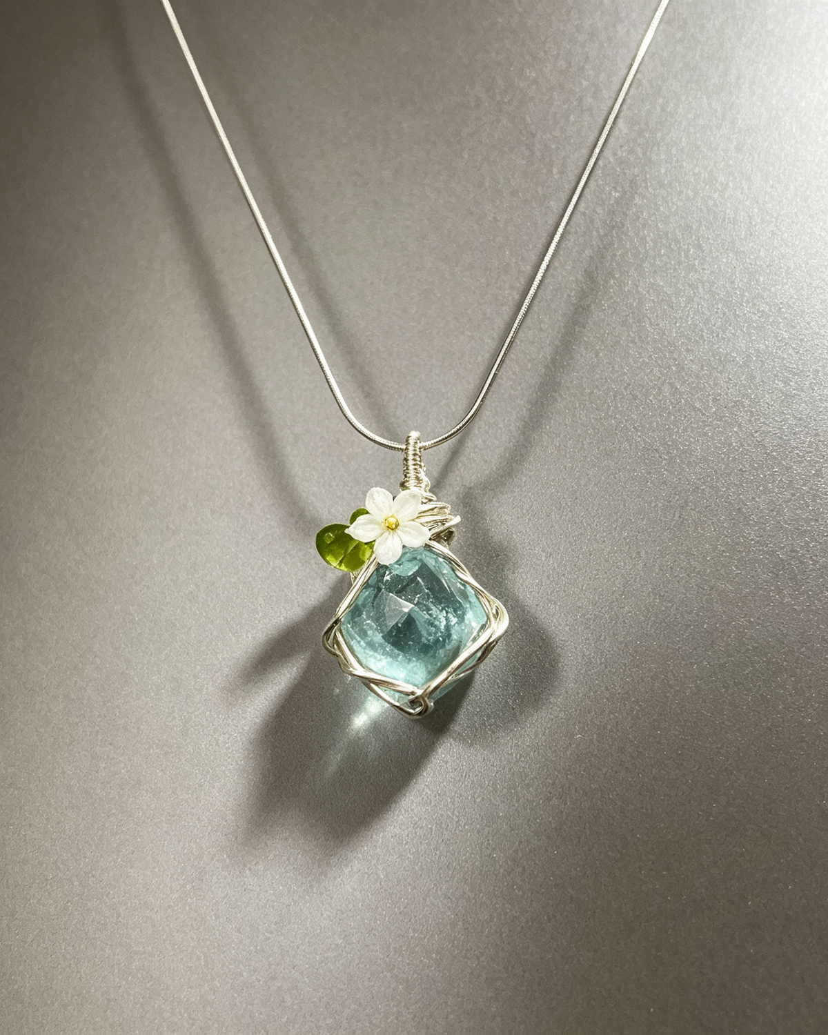Hand‑wrapped Raw Blue Crystal Pendant Necklace With Flower Charm