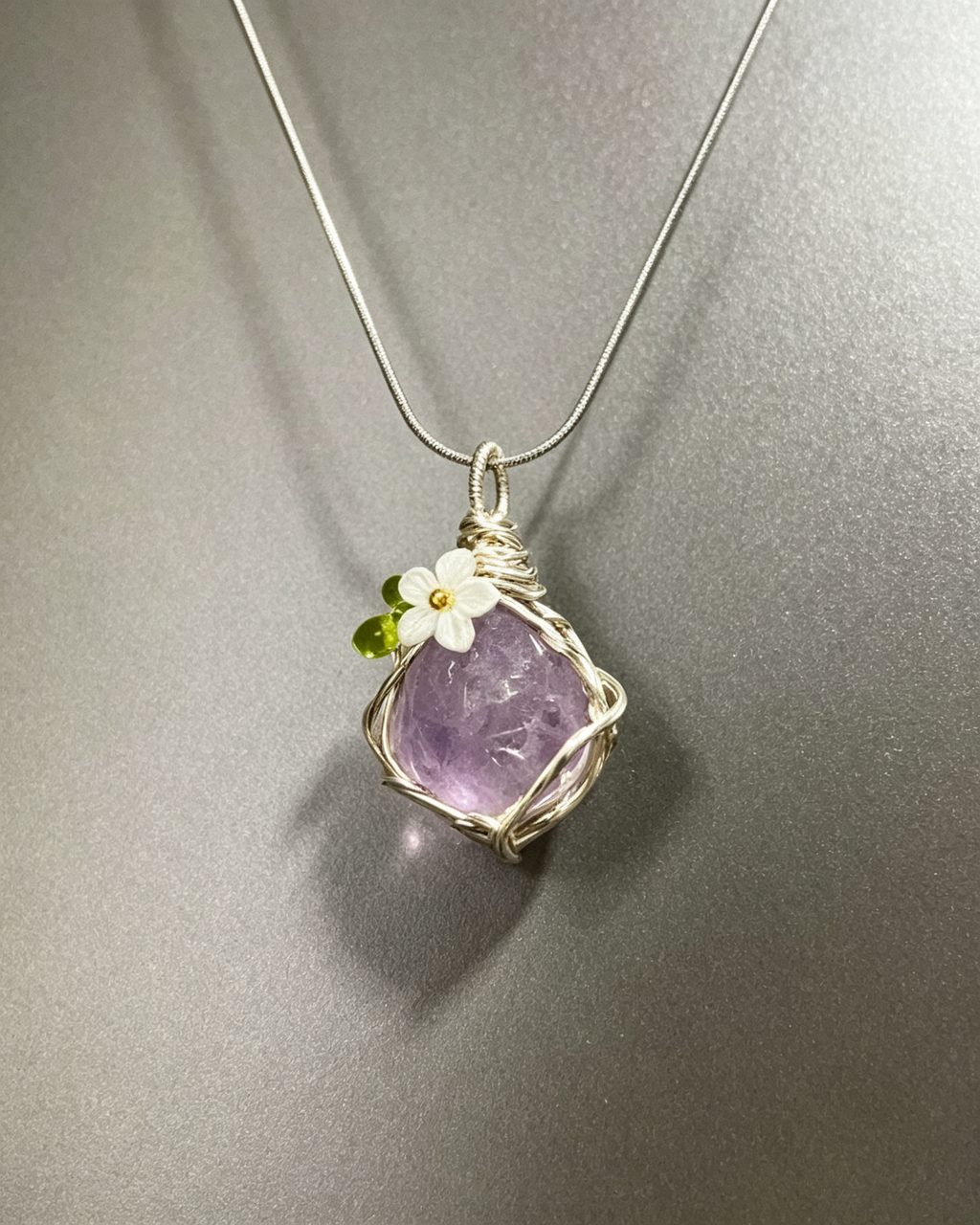 Hand‑wrapped Raw Blue Crystal Pendant Necklace With Flower Charm