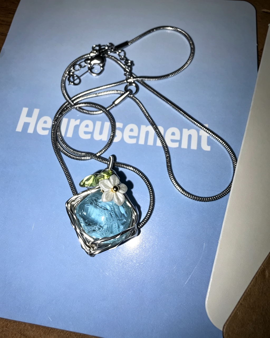 Hand‑wrapped Raw Blue Crystal Pendant Necklace With Flower Charm