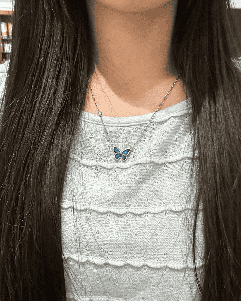 Vintage Color‑Shift Butterfly Pendant Necklace