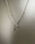 Vintage Wavy Chain Water‑drop Pendant Necklace