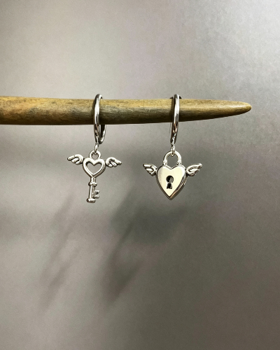 Vintage-Heart Wing Lock‑Key Drop Earrings