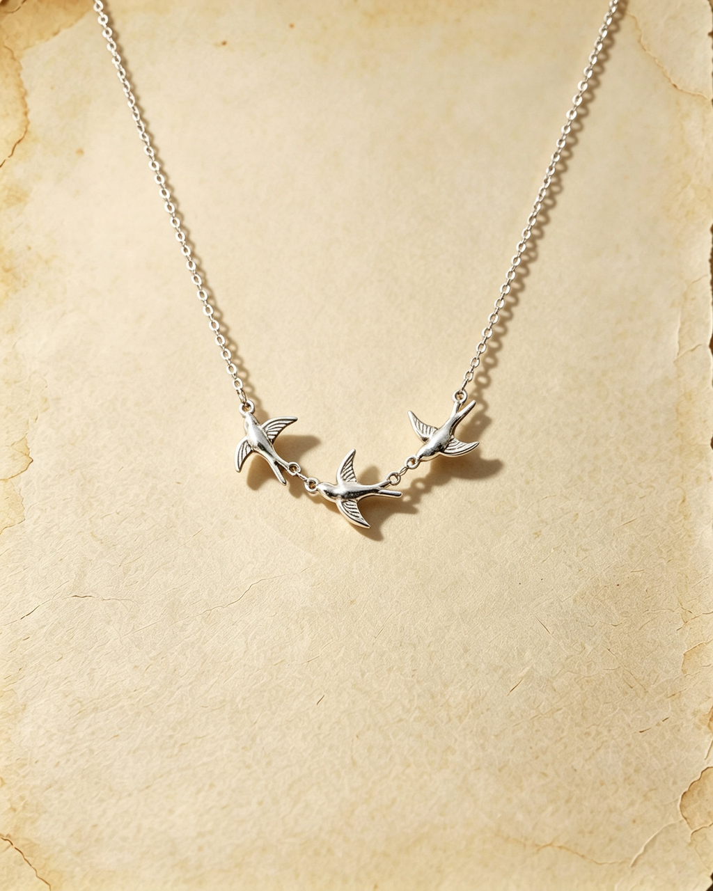 Vintage 3‑Flying‑Birds Pendant Necklace Minimalist Swallow Silver