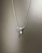 Vintage Branch‑Shaped Inlaid Crystal Artificial Pearl Pendant Necklace