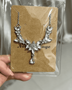 Sparkling Snowflake Crystal Drop Pendant Necklace, Silver‑Plated / S925‑Silver Clavicle Chain