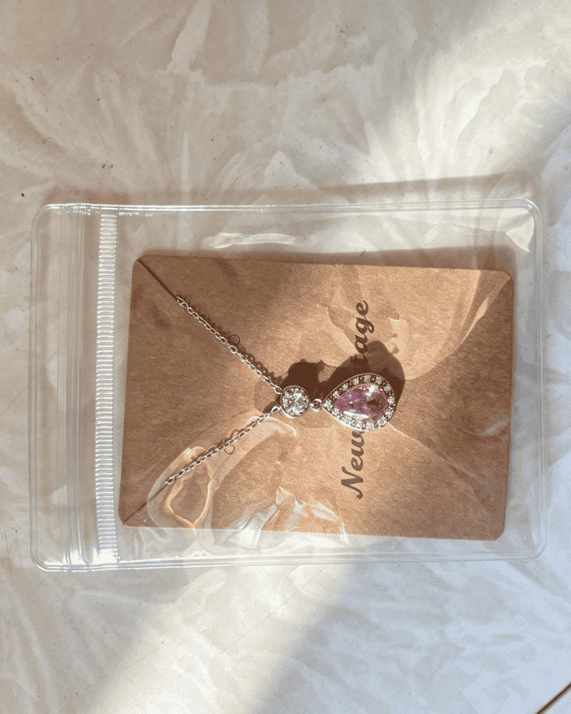 Teardrop‑Shaped Pink Cubic Zirconia Pendant Necklace, Silver‑Plated / Solid Silver Clavicle Chain