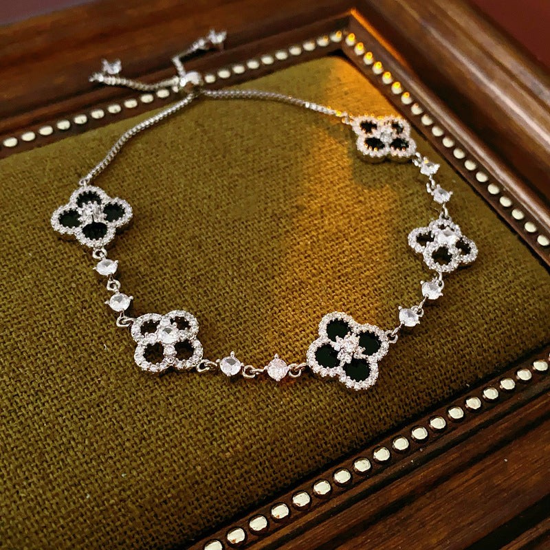Sakura Cleef Bracelet