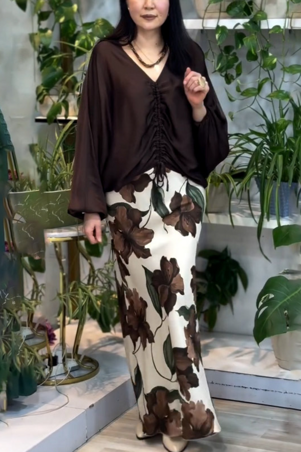 Elegant and sexy printed V-neck top + skirt two-piece set